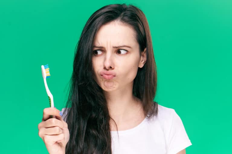 Dental Tips: When to Replace your Toothbrush